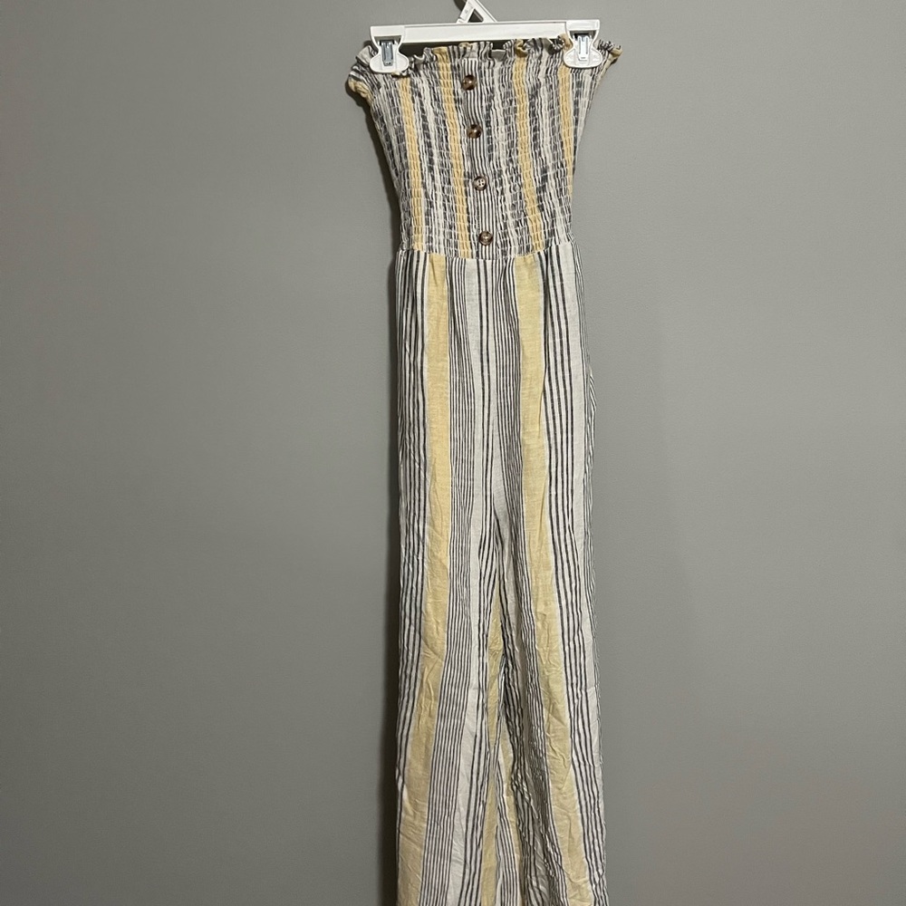 Olivaceous Boutique Strapless Romper Yellow White and Gray Size Small